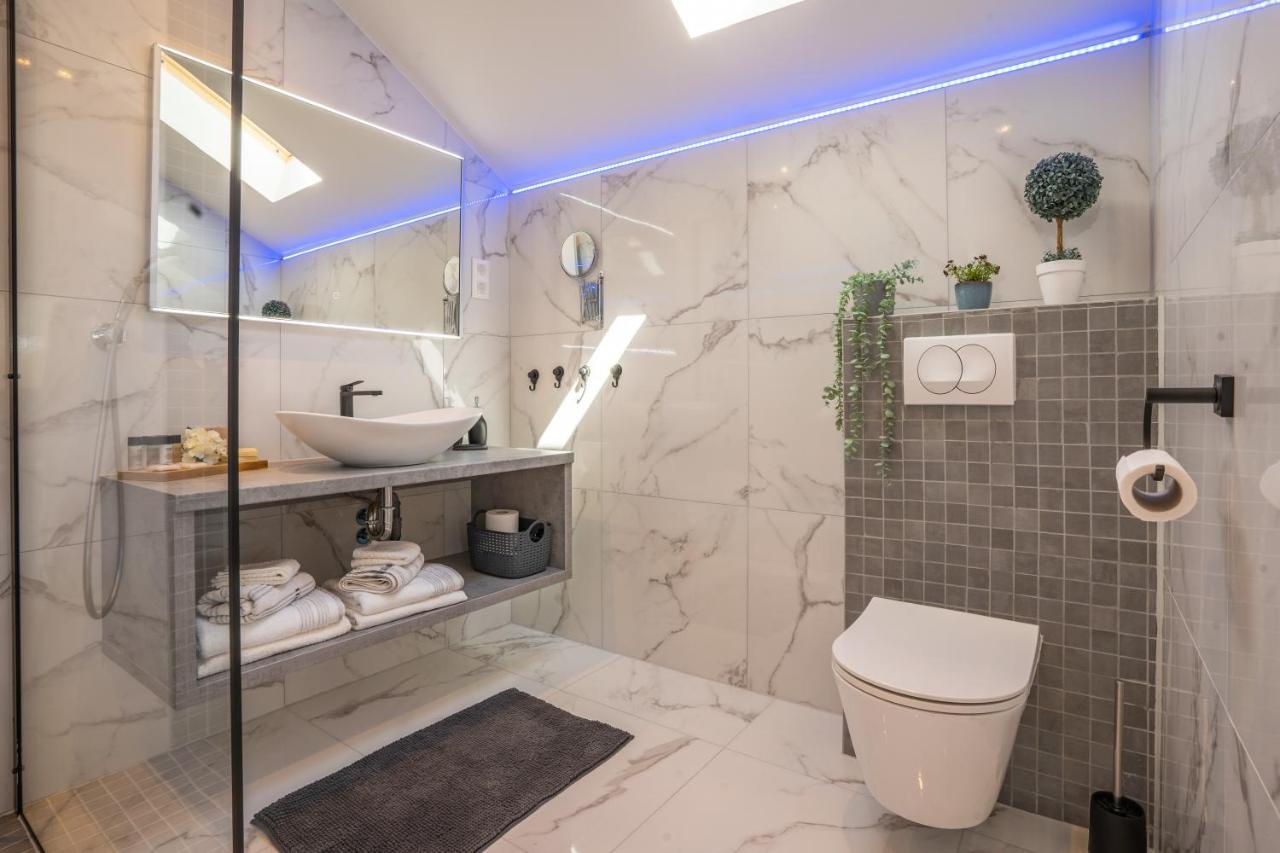 Deluxe Apartments Franjkovic Selište Drežničko Exterior foto