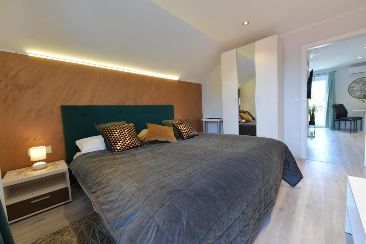 Deluxe Apartments Franjkovic Selište Drežničko Exterior foto