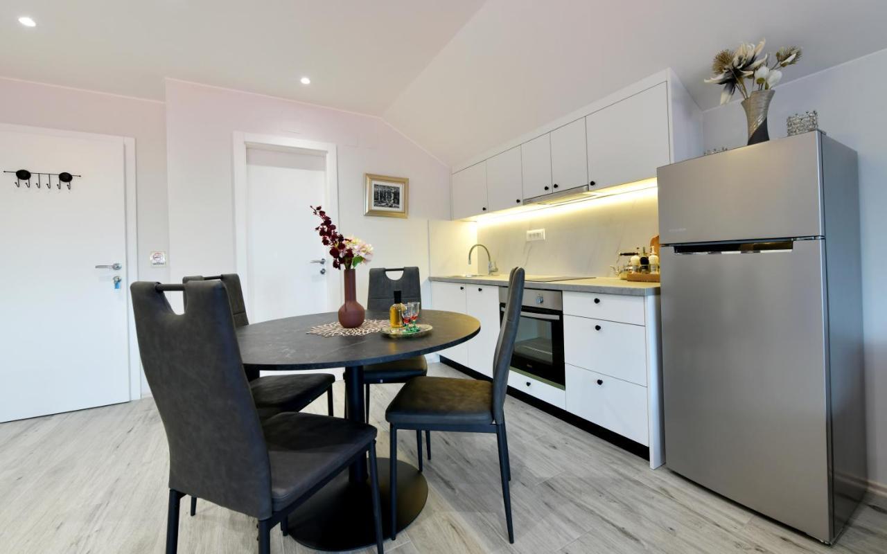 Deluxe Apartments Franjkovic Selište Drežničko Exterior foto